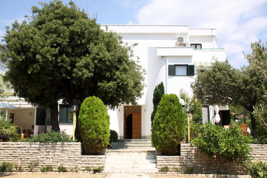 Apartments Culjak Rab Rab Town Exterior foto