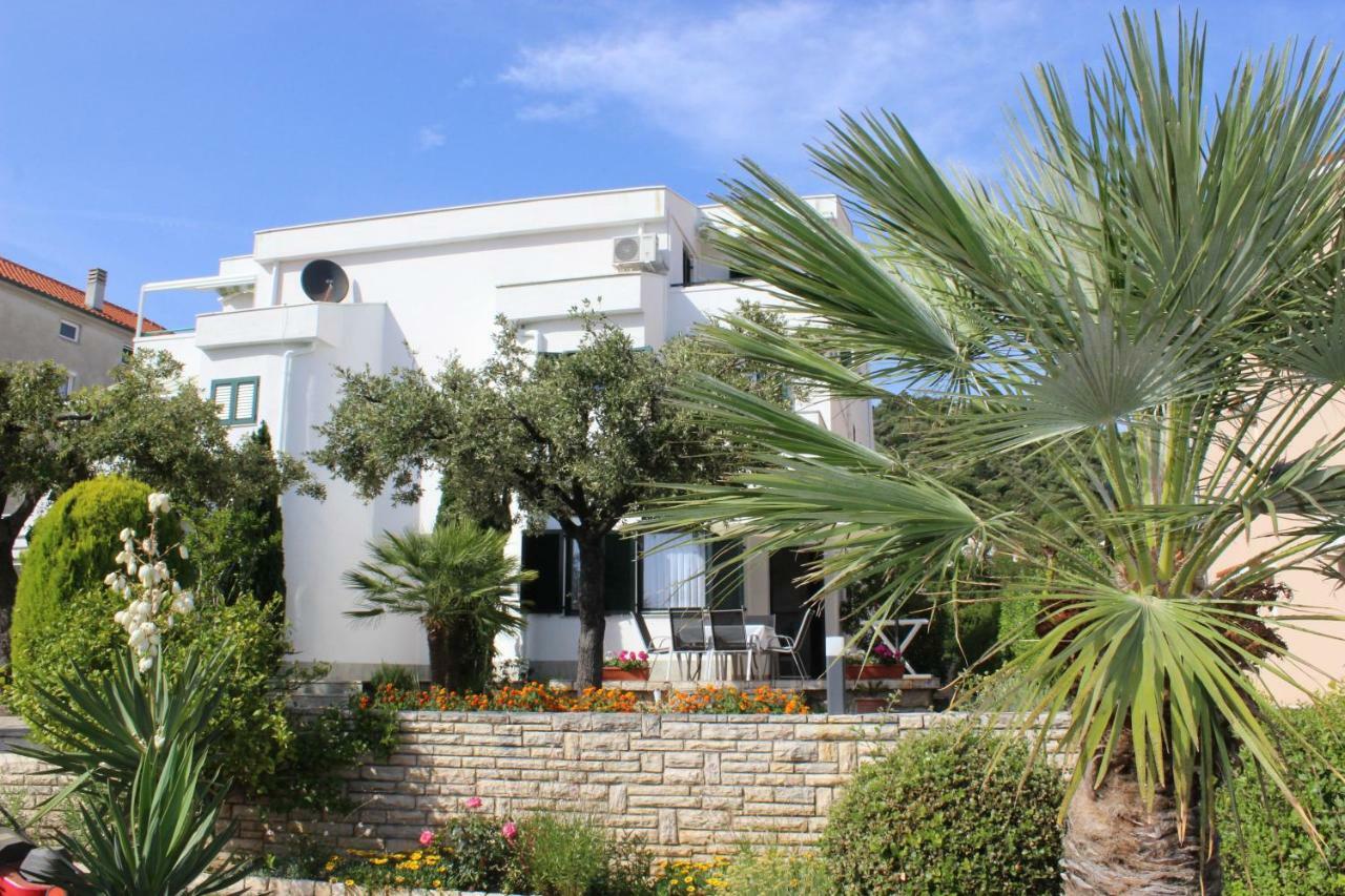 Apartments Culjak Rab Rab Town Exterior foto